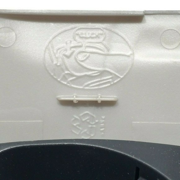 DYMO Letra Tag Esselte Label Maker 4047E1M - Picture 10 of 12